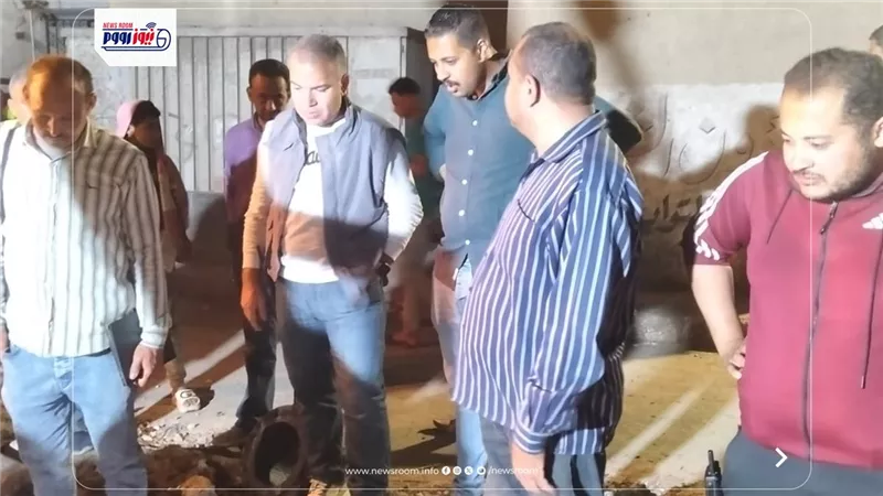 رئيس مياه الفيوم يترأس أعمال إصلاح خط طرد محطة رفع قحافة ويشيد بسرعة الانتهاء