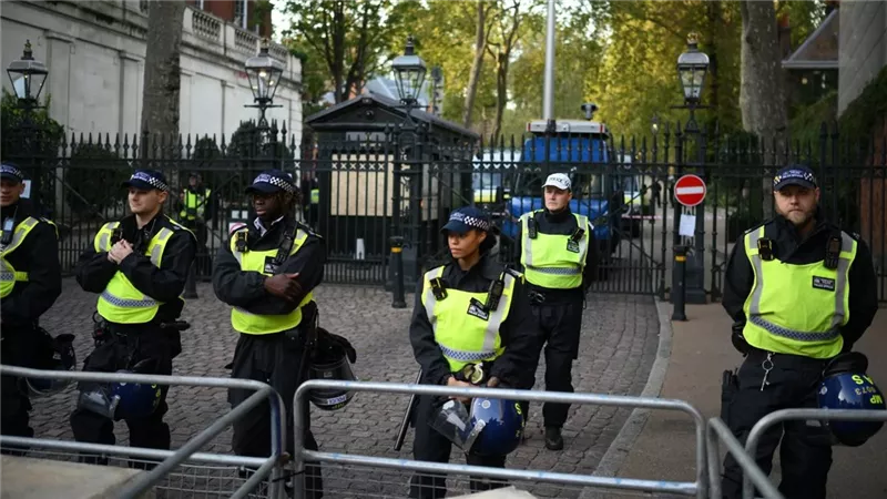 الشرطة البريطانية تحقق في حادثة وقعت قرب السفارة الإسرائيلية في لندن