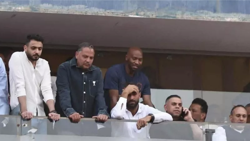 من المدرجات.. ميدو وشيكابالا يدعمان الزمالك أمام شباب بلوزداد