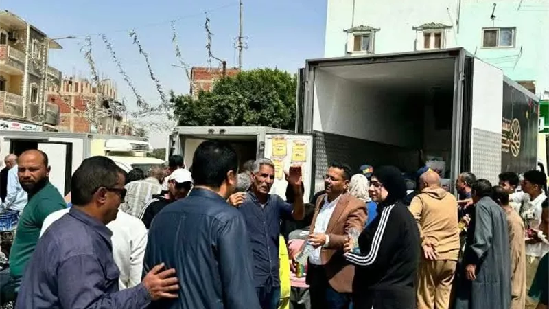 انطلاق القافلة الغذائية الكبرى بكبريت في السويس لمواجهة ارتفاع الأسعار