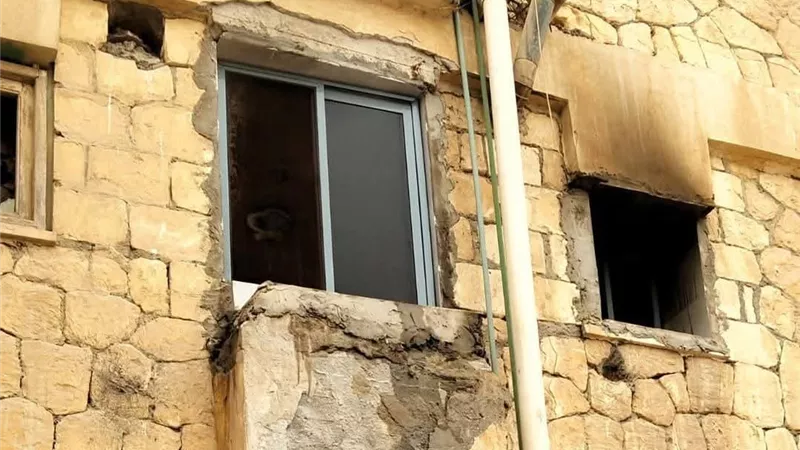 السيطرة على حريق بعقار في حي مكة بفيصل بالسويس دون إصابات