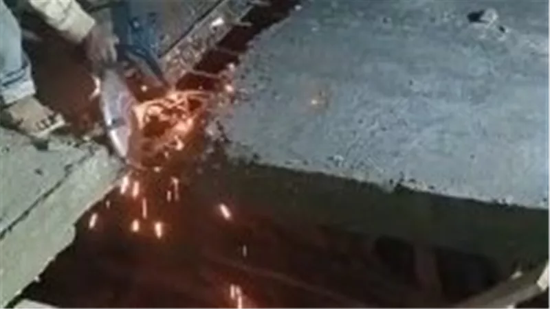 محافظ أسيوط: لا تهاون مع مخالفات البناء.. وإزالة فورية لتعديات بـ 3 مراكز وحي 
