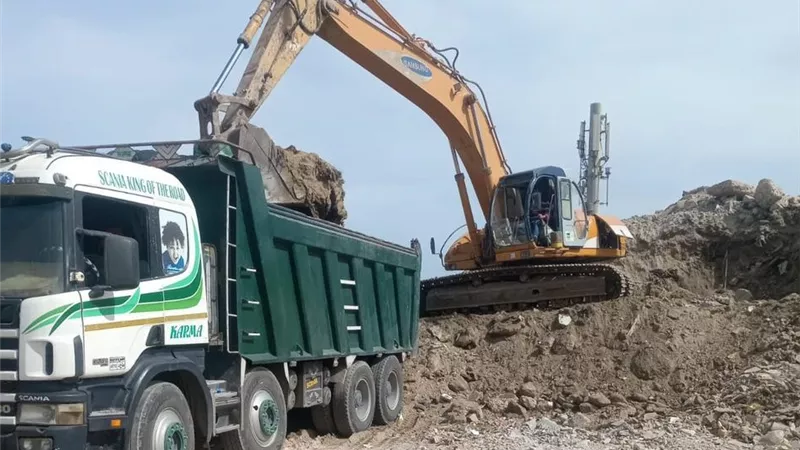 رفع 250 طن مخلفات في بسيون خلال 24 ساعة.. حملات مكثفة لتحسين النظافة وتيسير ال