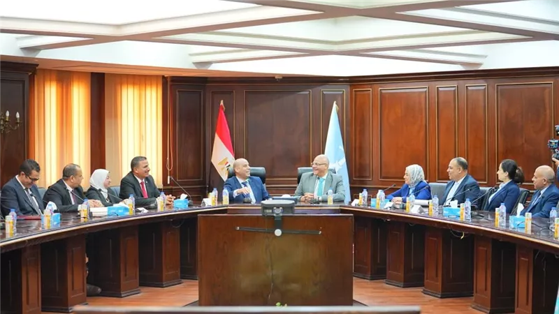 وزير العمل: تسليم 20 عقد عمل لذوي الهمم في الإسكندرية لدمجهم في المجتمع