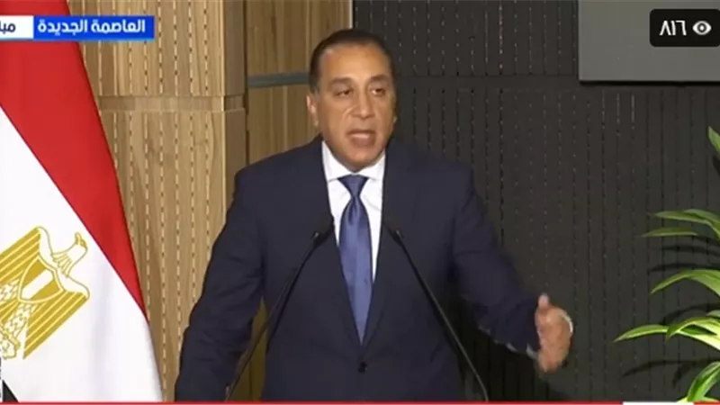 مدبولي يعلن افتتاح مشروعات جديدة بمنطقة قناة السويس نهاية الأسبوع
