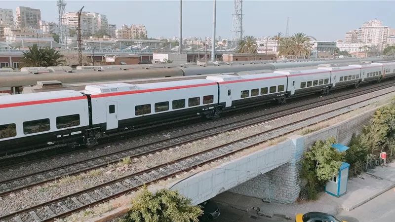 هدية لمصر.. وصول القطار الأخير من صفقة “تالجو” الإسبانية إلى ورش السكة الحديد 