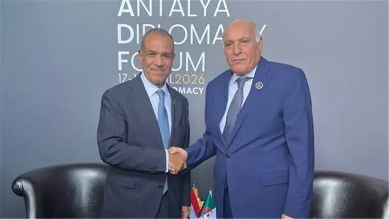 مصر والجزائر تعززان التعاون الثنائي وتؤكدان وحدة الموقف تجاه قضايا المنطقة