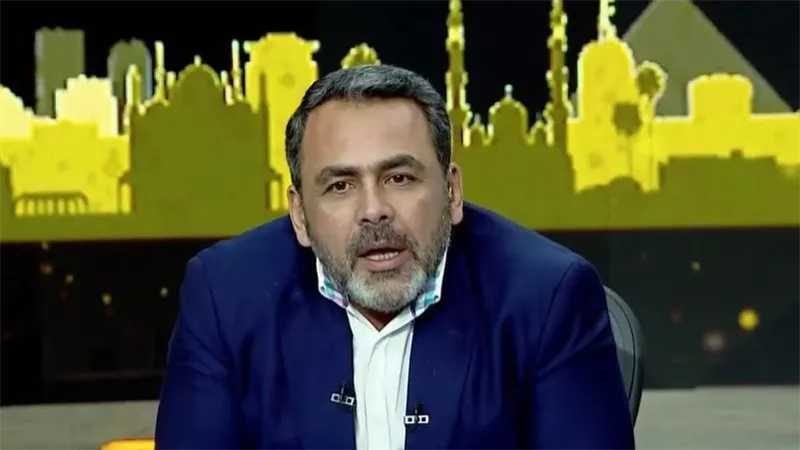 «مش بيجري ورا الترند»..يوسف الحسيني يشيد بانفراد «نيوز رووم» بعد أزمة سامح سعد
