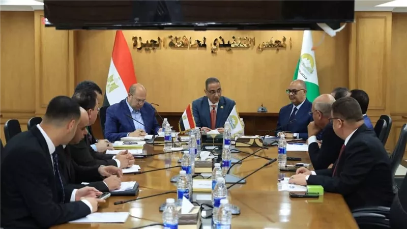 محافظ الجيزة: تيسيرات لتقنين أوضاع المصانع وتوصيل المرافق بالعياط  