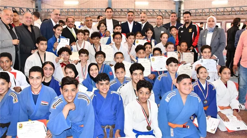 وزير الشباب والرياضة ومحافظ الدقهلية يتفقدان ستاد المنصورة 