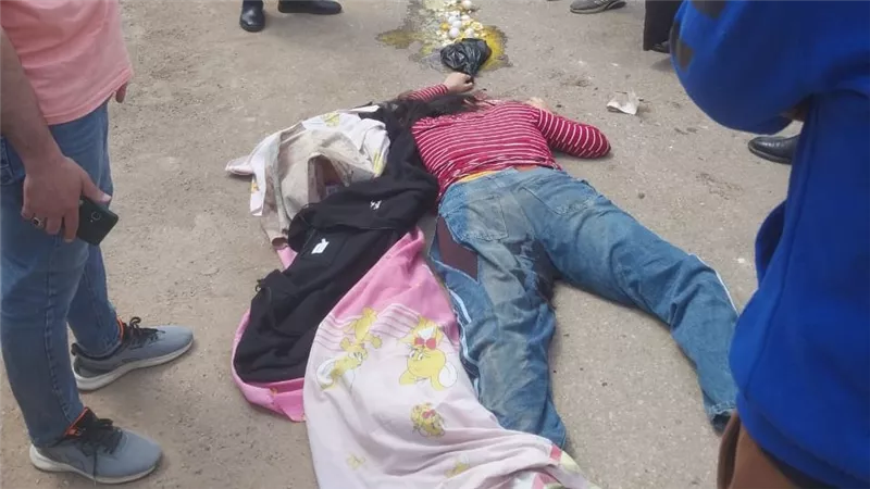 مصرع سيدة دهسًا بدكاك أسفلت في الشيخ زايد بالإسماعيلية