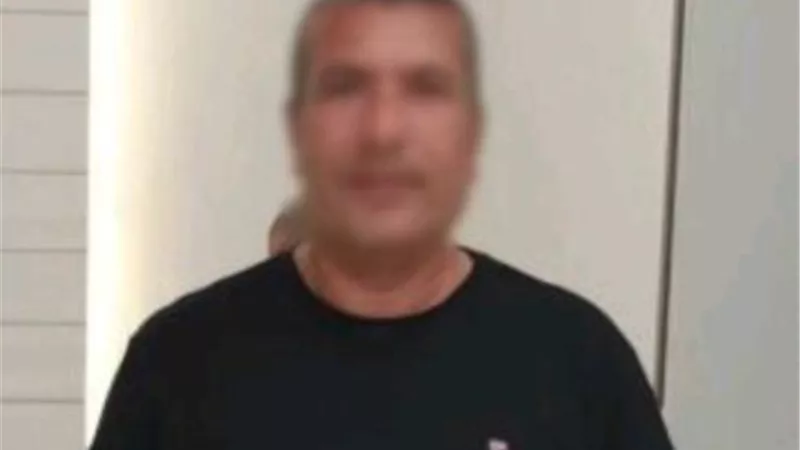 الشارع مش ملك حد.. القبض على صاحب محل منع المواطنين من ركن سياراتهم ببنها