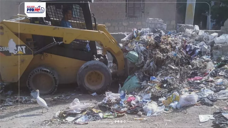 حملات مكثفة للنظافة ورفع الإشغالات في سنورس وإطسا بالفيوم