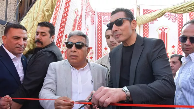 في ختام الجولة .. جوهر نبيل ومحافظ الدقهلية يفتتحان ملعب كرة خماسي