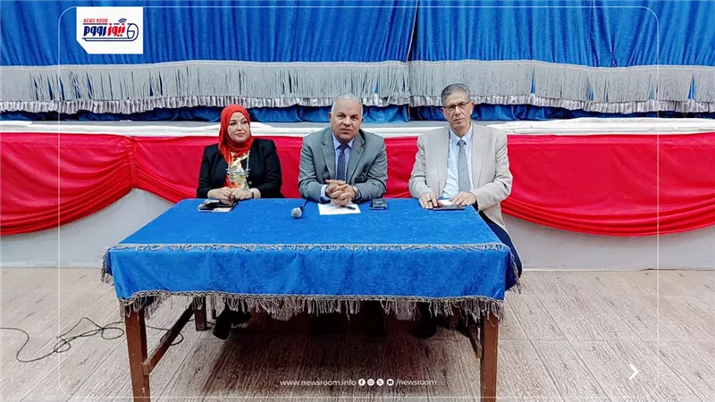 تعليم الفيوم يشدد على رفع نسب دخول طلاب أولى ثانوي للمنصة التعليمية