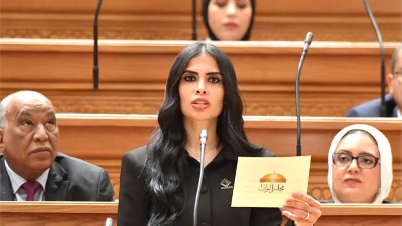 هايدي المغازي تطالب بإعادة النظر في نسب قبول أبناء المصريين بالخارج بالجامعات 