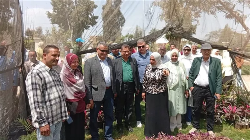 أكثر من 50 ألف زهرة في معرض الربيع بالقناطر الخيرية تجذب الزوار