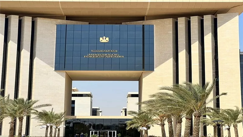 الخارجية تعلن الإفراج عن مئات المصريين المحتجزين في ليبيا وإعادتهم إلى البلاد