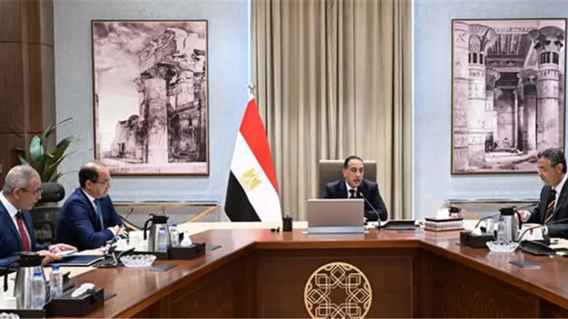 رئيس الوزراء يتابع إجراءات توفير مخزون مطمئن من السلع وجهود حوكمة منظومة الدعم