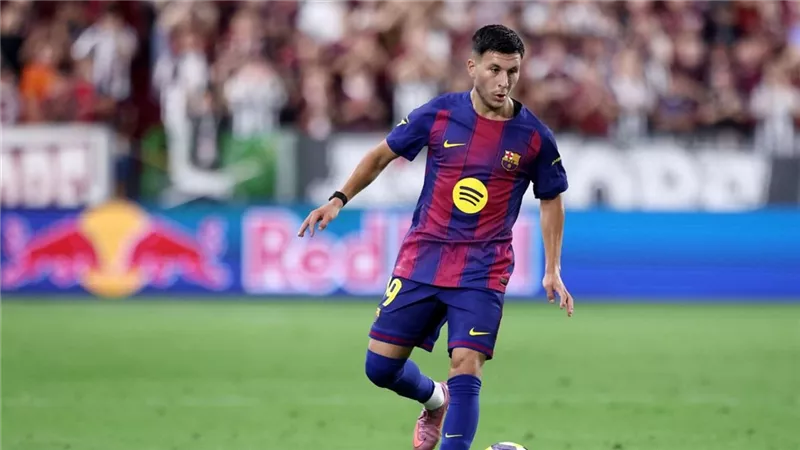 الإصابة تبقي روني بردغجي في برشلونة وتلغي رحيله                 