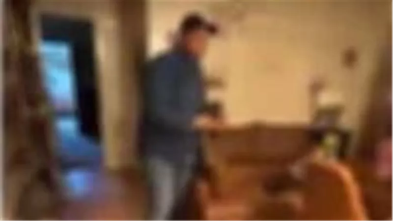 مشاجرة بسبب شكوك وخلافات مالية.. سيدة تقتحم مكتب طليقها بالإسكندرية وتصوره