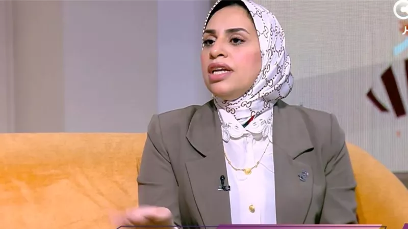 النائبة فاطمة عادل: رؤية الأب لأطفاله ساعتين أسبوعيا ظلم كبير للرجال