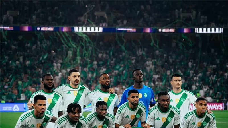 للعام الثاني على التوالي.. الأهلي السعودي يتأهل لنهائي دوري أبطال آسيا 