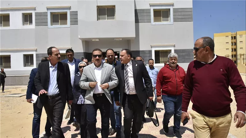 محافظ بورسعيد يتفقد الوحدة الصحية بمدينة سلام مصر ويكشف عن موعد التشغيل 