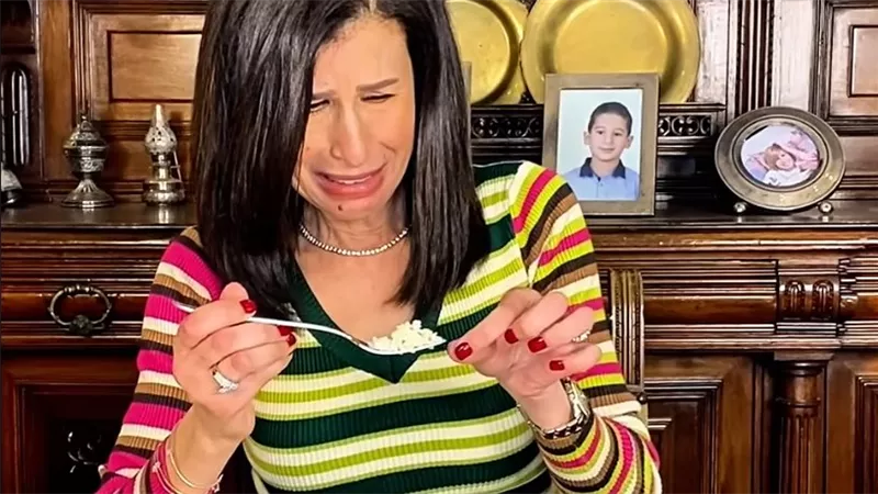 أمينة شلباية تجيب.. كيف تتصرفين عند ظهور 
