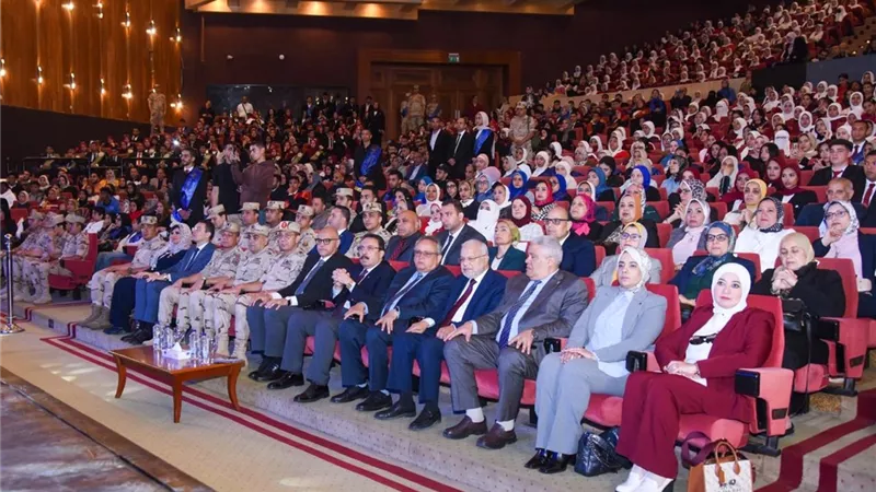 الإسكندرية تحتفي بالشباب.. ندوة وطنية ترسخ الانتماء وتدعم الوعي لدى الطلاب