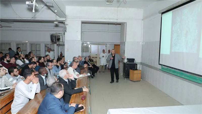 طب الأزهر للبنين ينظم ورشة نادرة لـ «تشريح واستكشاف العصب الآنسي الوركي»