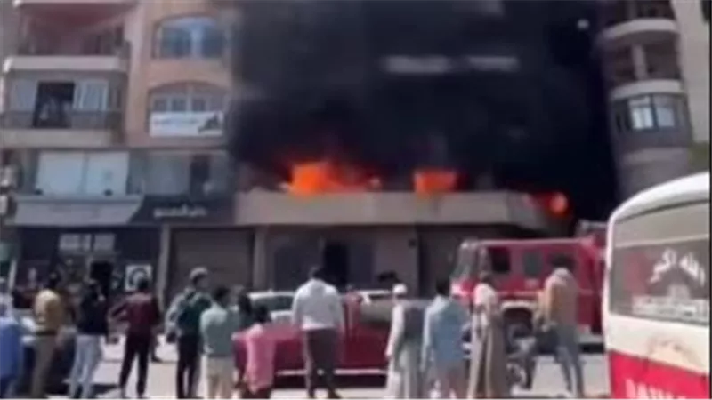حريق مفاجئ يلتهم شقة بالوراق.. وجهود مكثفة لمحاصرة النيران قبل امتدادها