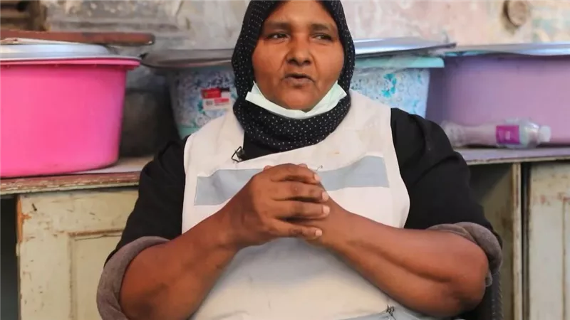 أم أميرة ملكة البطاطس.. رحلة كفاح من صعيد مصر إلى عالمية وسط البلد