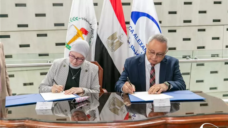 للتعاون البحثي.. مكتبة الإسكندرية والقومي للبحوث الاجتماعية يوقعان مذكرة