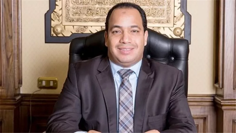 اقتصادي: مصر تواجه تحديات اقتصادية.. وتغيير السياسات أجدى من تغيير الحكومة