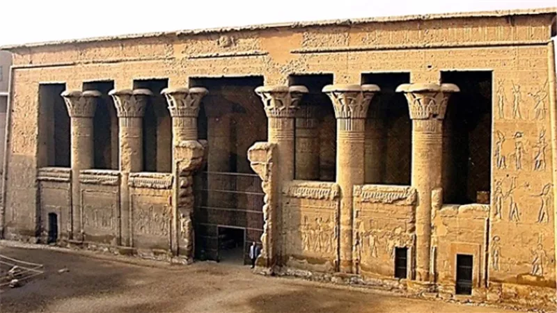 أمين عام الآثار: تطوير منطقة إسنا الأثرية تم التعاون مع القطاع الخاص