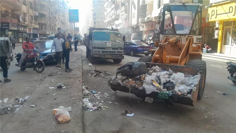 محافظ الجيزة يقود حملة مكبرة لرفع كفاءة النظافة وإزالة الإشغالات بحي الهرم