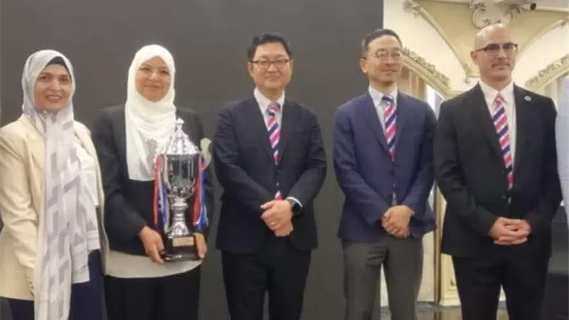 محافظة السويس تحقق المركز الأول جمهوريا في الذكاء الاصطناعي وتحصد  كأس التفوق 