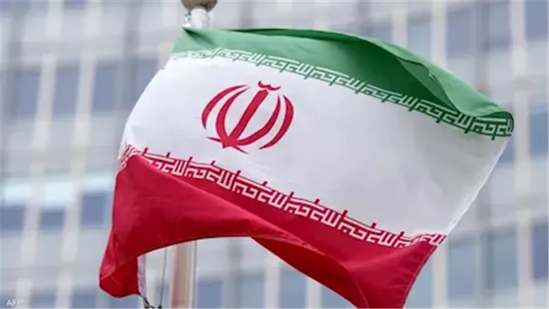 المركز الأوروبي الأسيوي:ألمانيا وفرنسا وبريطانيا تتبنى مواقف متشددة تجاه إيران