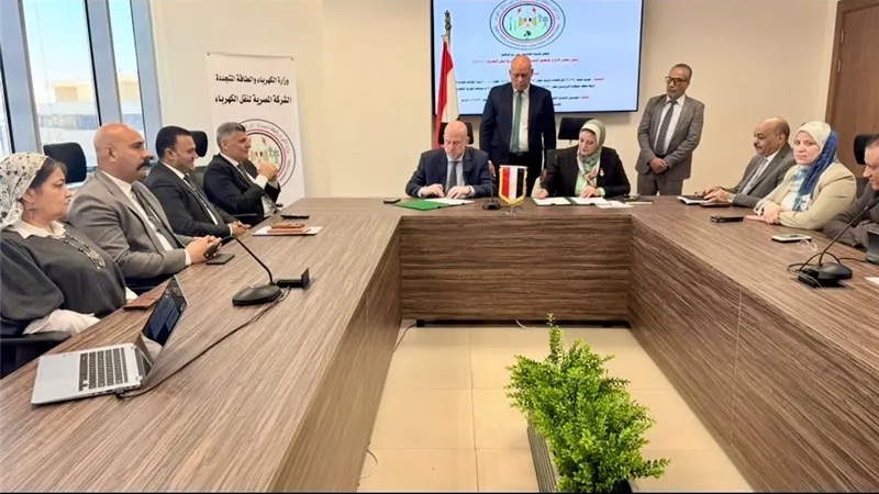 شركة الكهرباء توقع عقد توريد كابلات أرضية لربط محطة محولات البدرشين بالشبكة