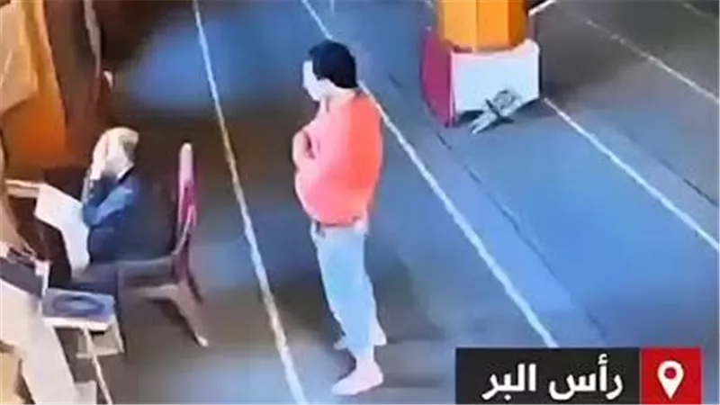 القبض على سارق هاتف محمول داخل مسجد برأس البر فى دمياط 