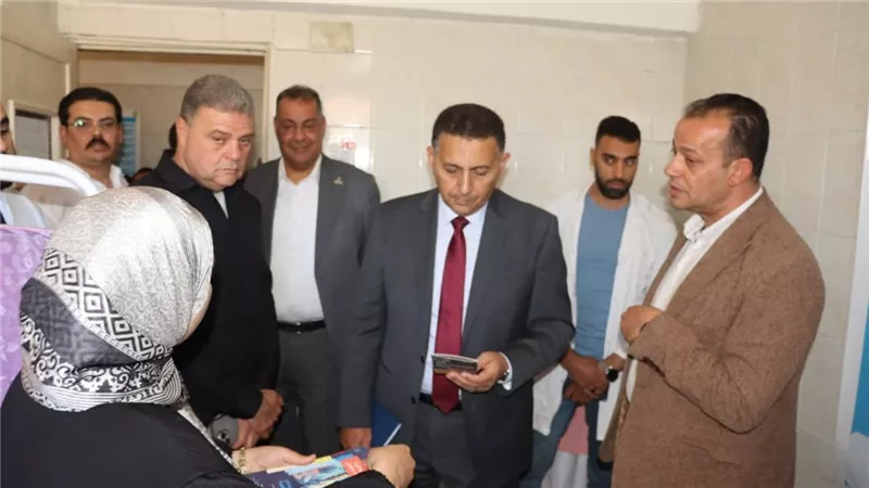محافظ القليوبية يجري جولة ميدانية موسعة بقرية «سندبيس» بالقناطر الخيرية 
