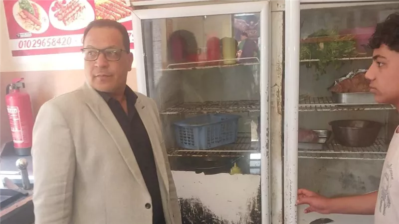ضبط دواجن مغلفة منتهية الصلاحية وعقوبات مشددة للمخالفين