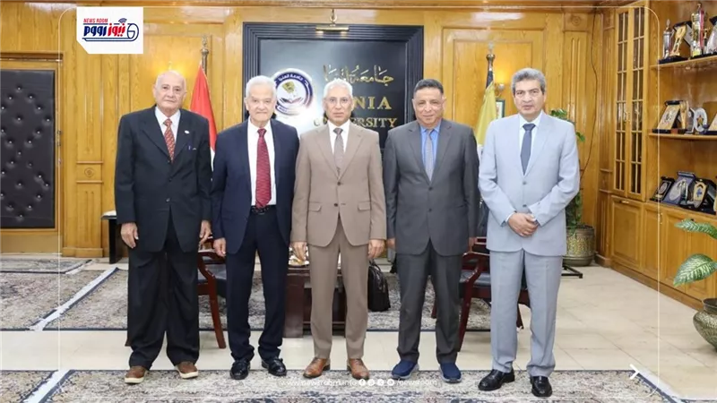 رئيس جامعة المنيا يترأس لجنة اختيار عميد كلية علوم الرياضة
