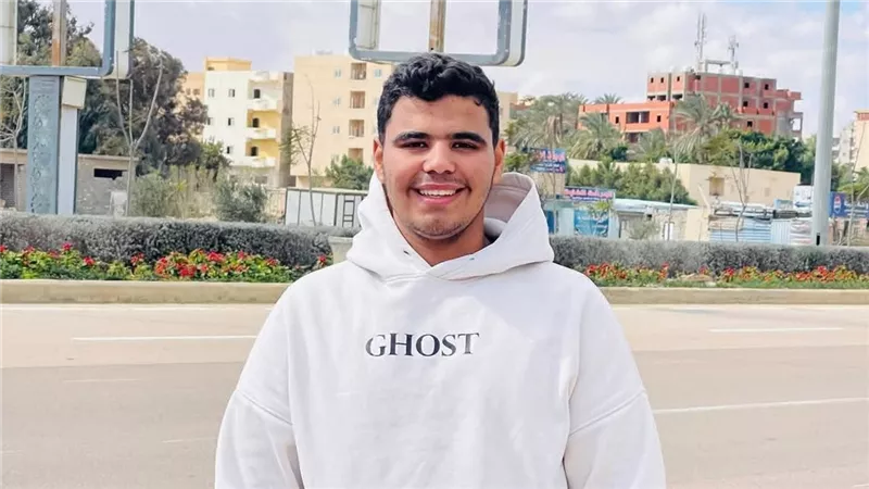 شهيد لقمة العيش.. مصرع عامل من المنوفية بعد سقوطه من ارتفاع