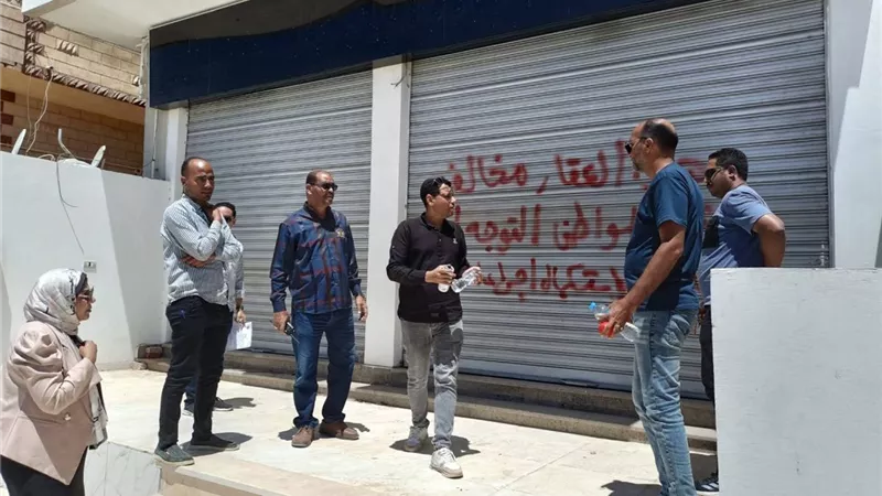 حي فيصل بالسويس يكثف حملاته الميدانية لتقنين أوضاع مخالفات البناء