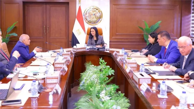 وزيرة التضامن الاجتماعي تتابع الموقف التنفيذي لمراكز التجميع والمواءمة 