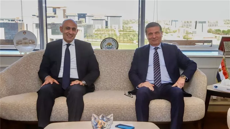 وزيرا الزراعة والتعليم يبحثان التعاون للتوسع بمدارس التكنولوجيا التطبيقية 