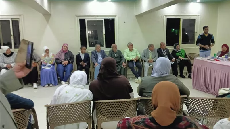 ندوة تثقيفية وعرض فيلم بمركز شباب فيصل بالسويس احتفالا بذكرى تحرير سيناء