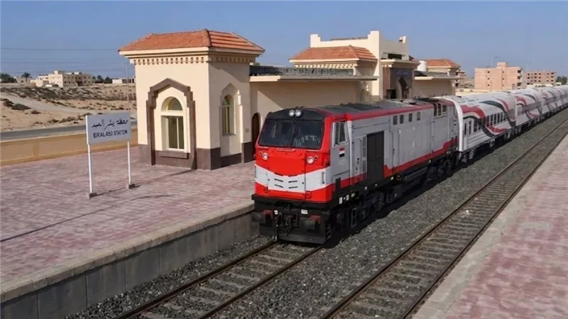 خروج عربة من قطار بضائع عن القضبان بطهطا شمال سوهاج 